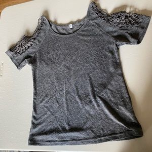 Grey short sleeve shirt